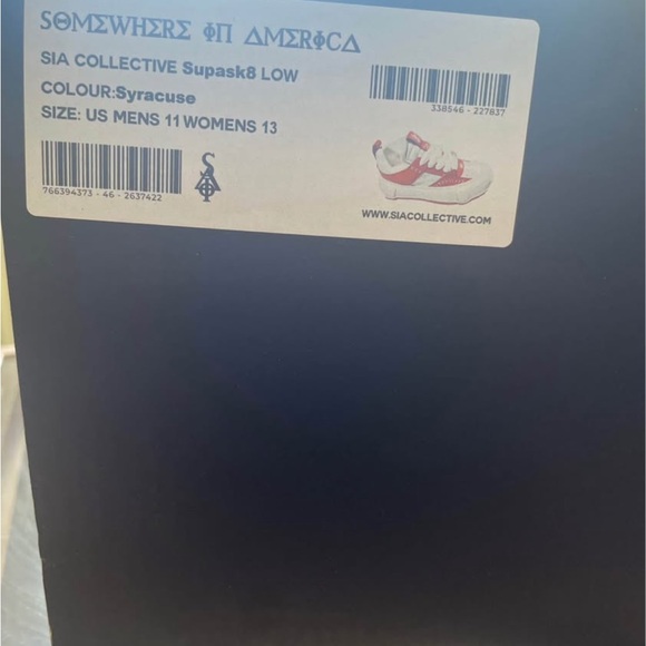 Limited run SIA orange and white sneakers - Picture 4 of 4